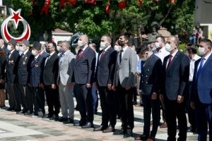 19 Mayıs Atatürk’ü Anma Gençlik ve Spor Bayramı törenle kutlandı