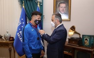 Avrupa üçüncüsü Ergen’den Başkan Aktaş’a ziyaret