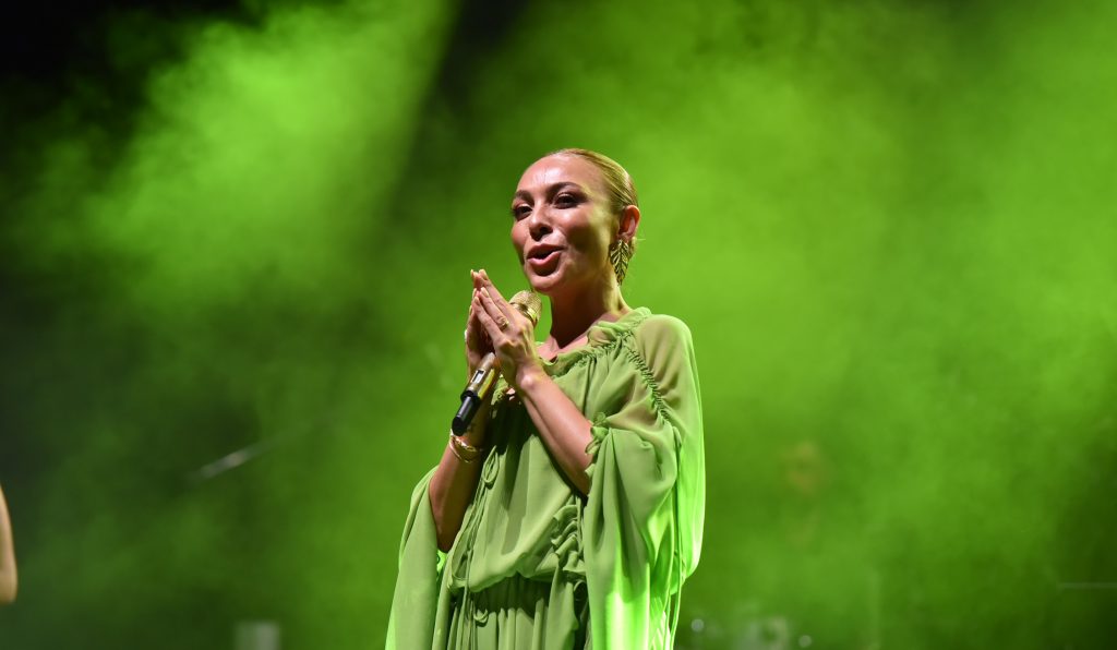 Festivalde Ziynet Sali coşkusu