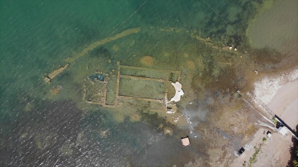 İznik Gölünde yine sular çekilmeye başladı