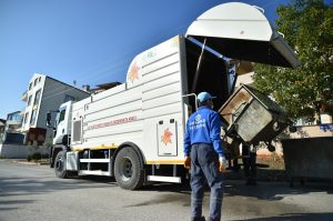 Çöp konteynerlarına dezenfeksiyon