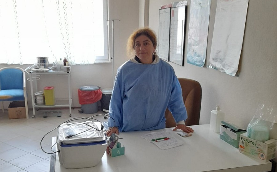 Gezici sağlık ekipleri aşı uygulamasına devam ediyor