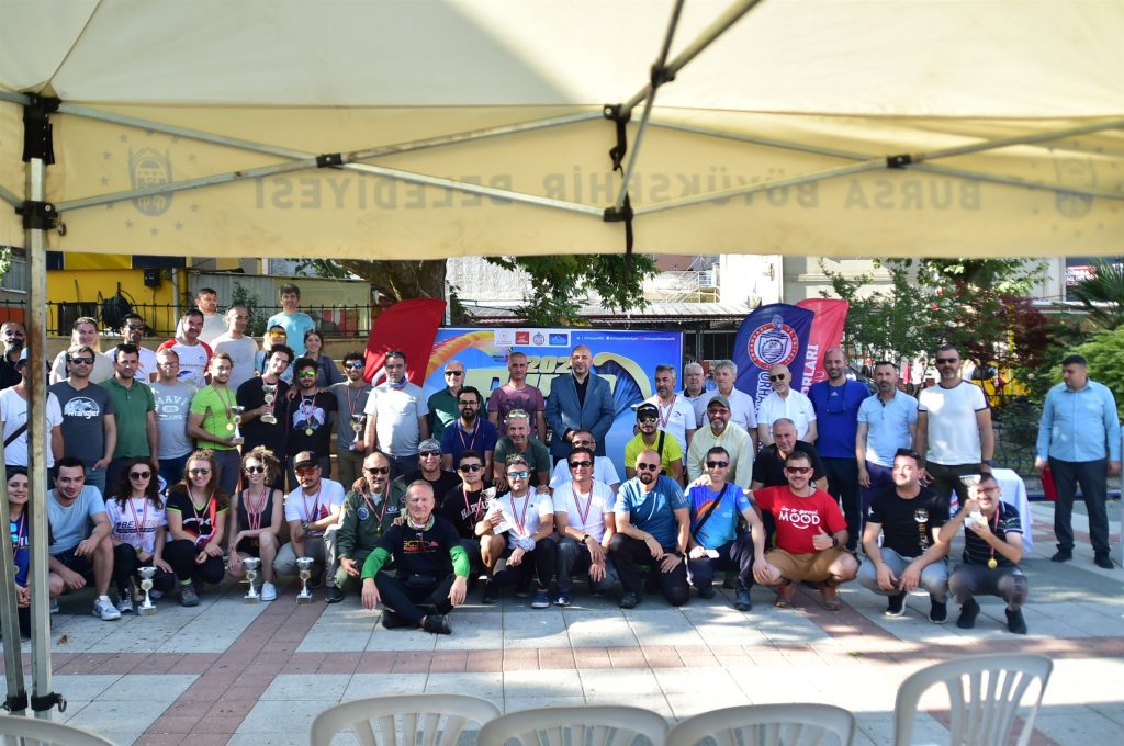 Gökyüzü şampiyonları ödüllerini aldı