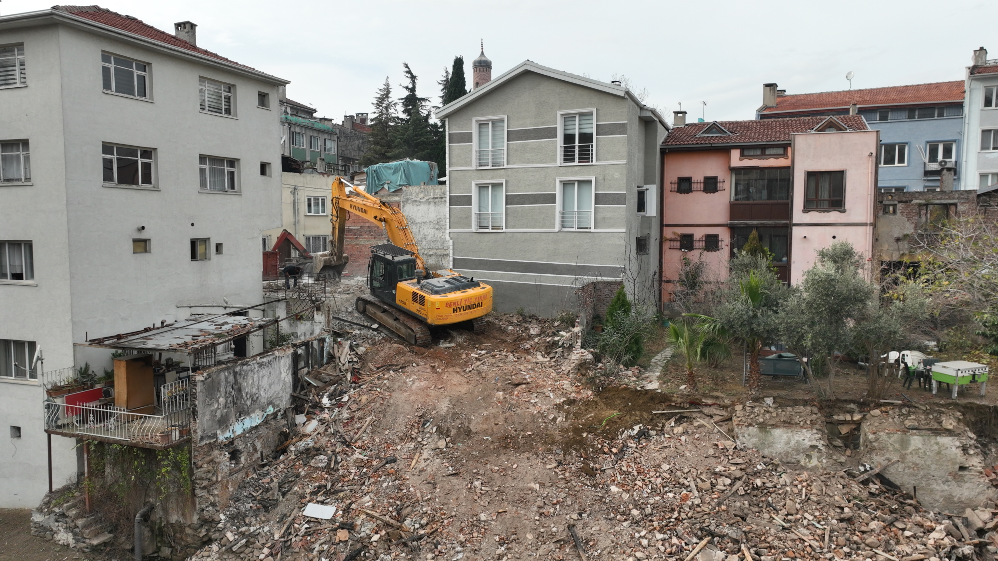 Riskli yapılar ortadan kaldırılıyor