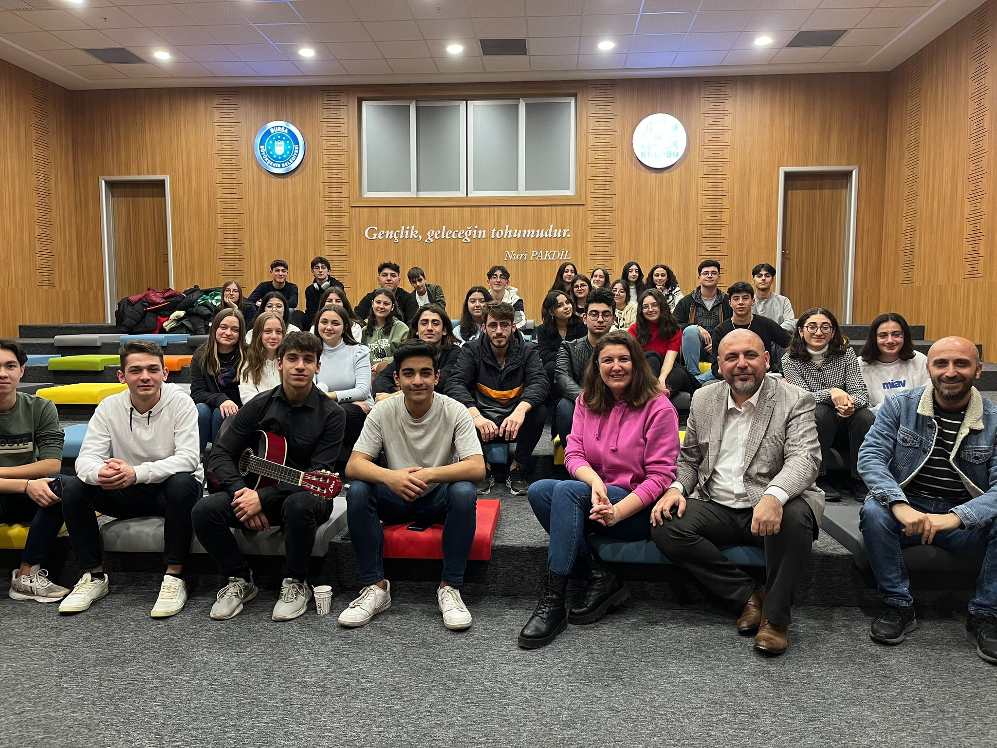 Başka Aydın gençlerle buluştu