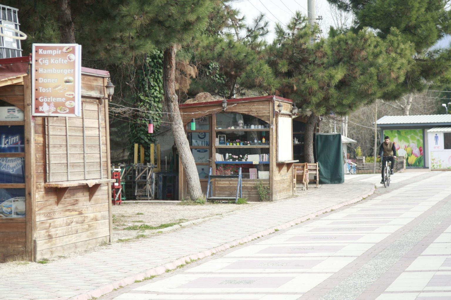 Ahşap büfeler de devrediliyor