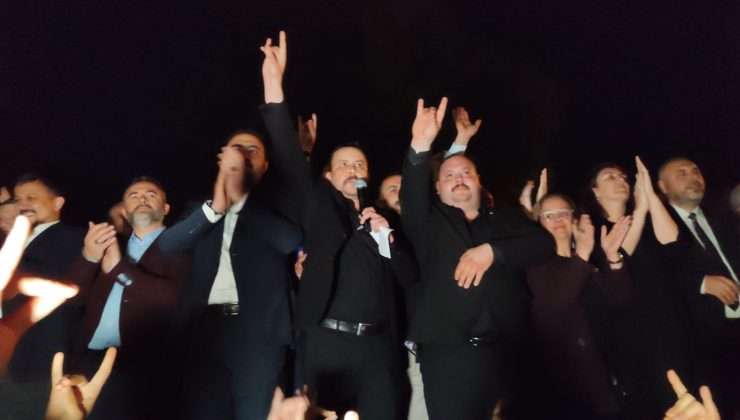 Bozoğlu “Tüm mazlum İslam coğrafyası kazanmıştır”