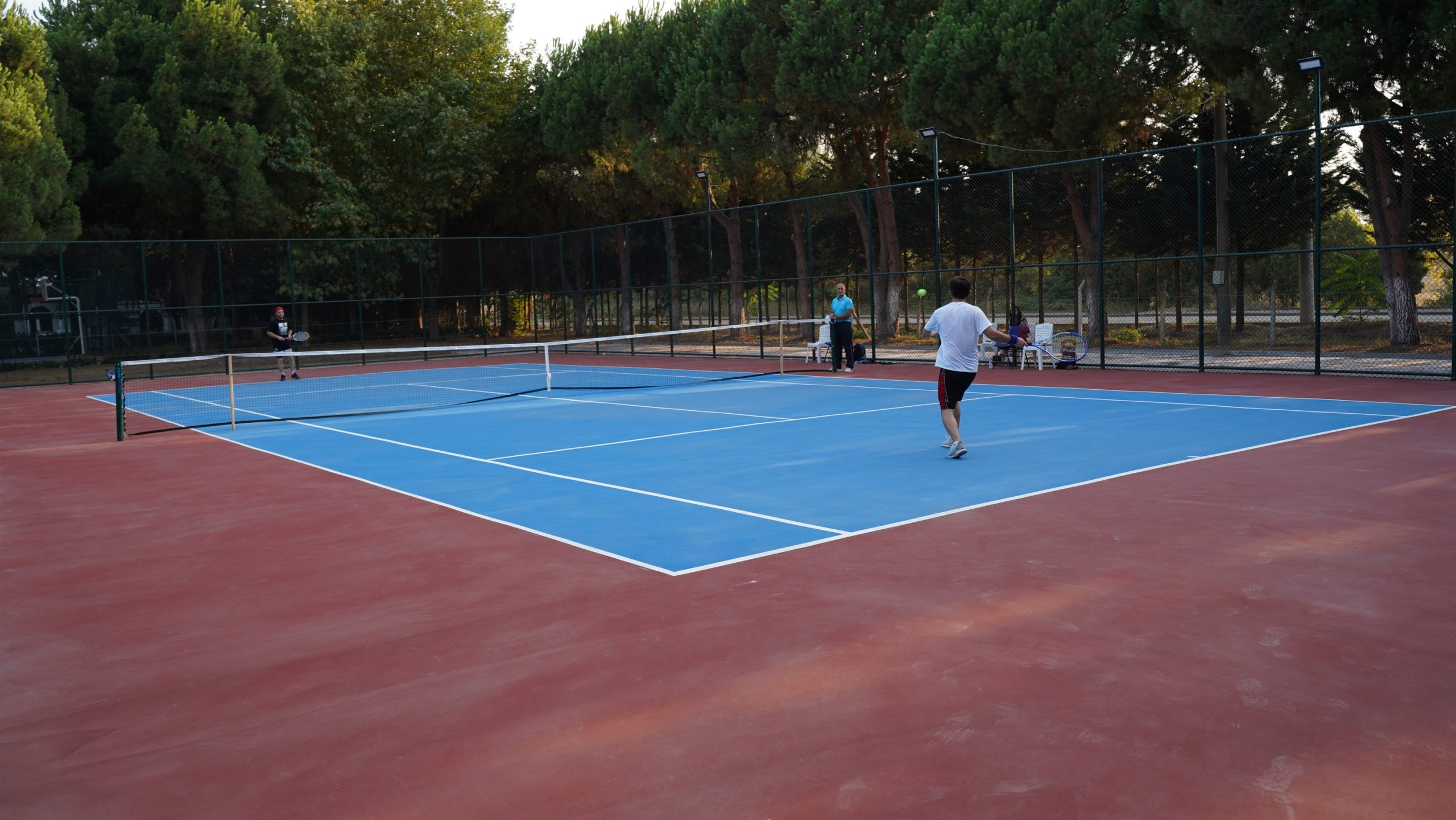 Tenis turnuvası başladı