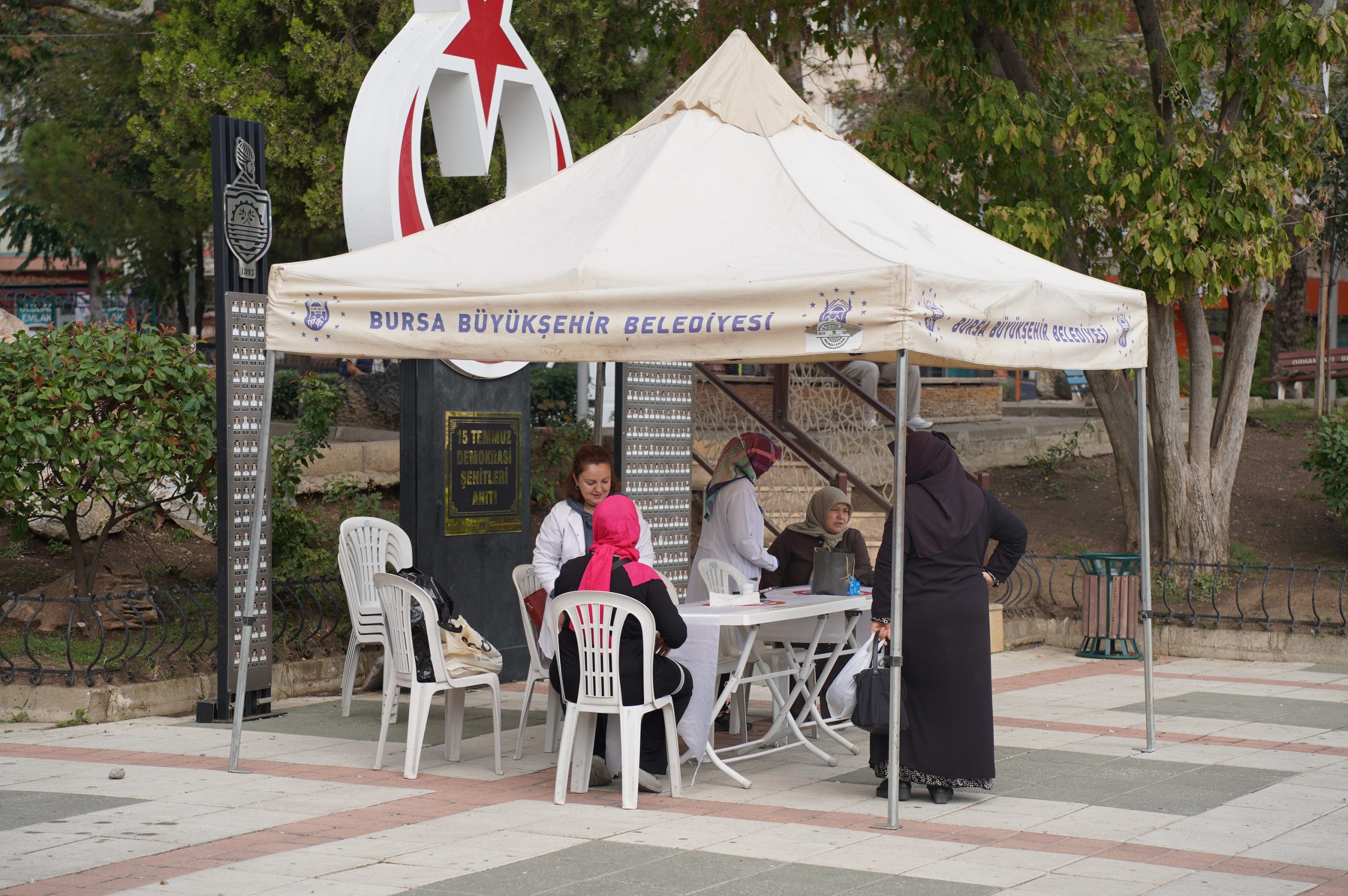 Ücretsiz şeker ve tansiyon ölçümü