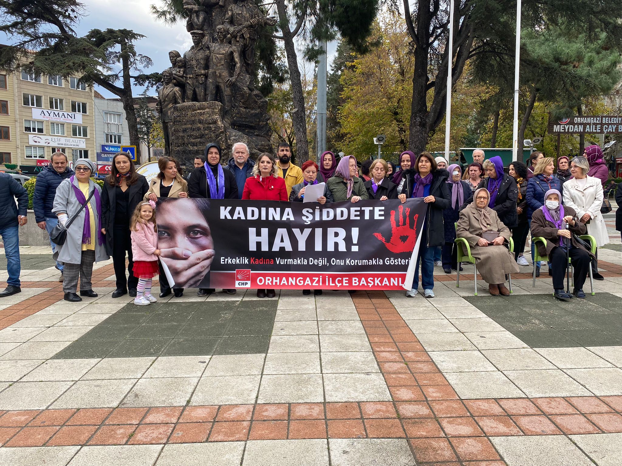 CHP İlçe Örgütü’nden kadına şiddete dur çağrısı