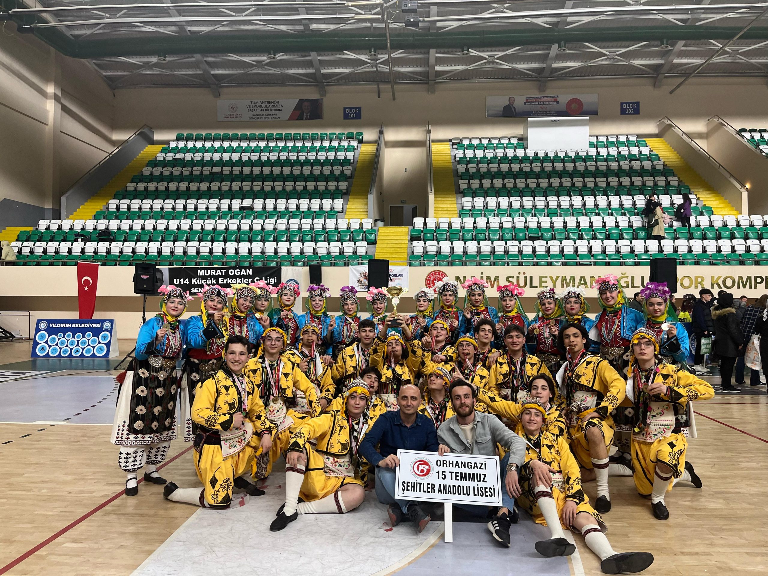 Orhangazi’den Halk Oyunları’nda Birincilik