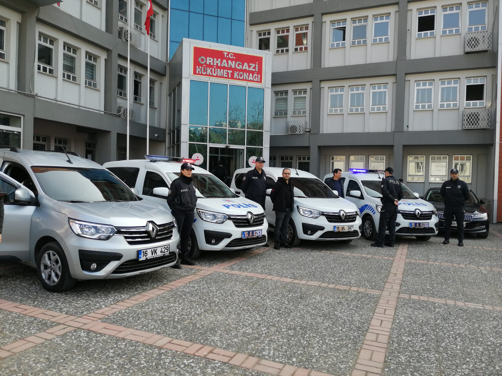 Emniyete 4 yeni araç