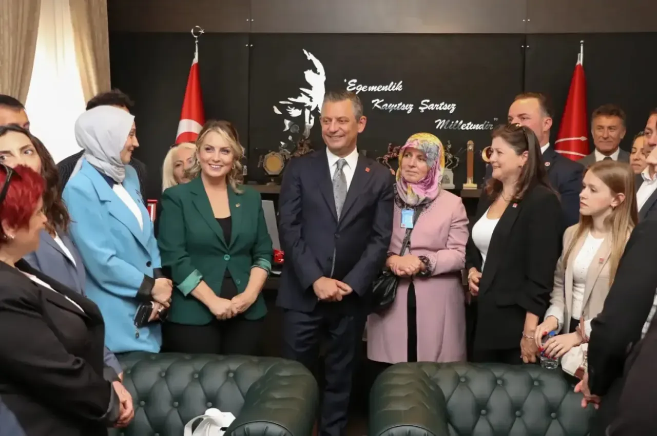 CHP Orhangazi teşkilatından Özel’e ziyaret