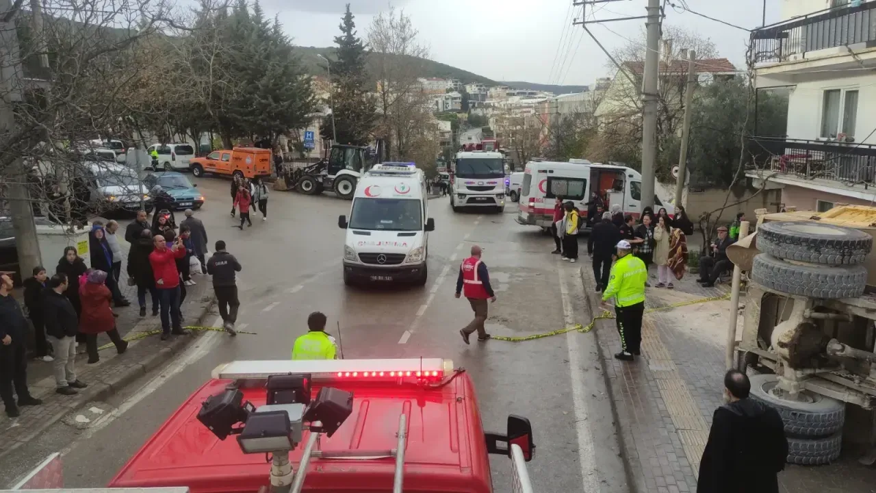 Frenleri boşalan araç dehşet saçtı !