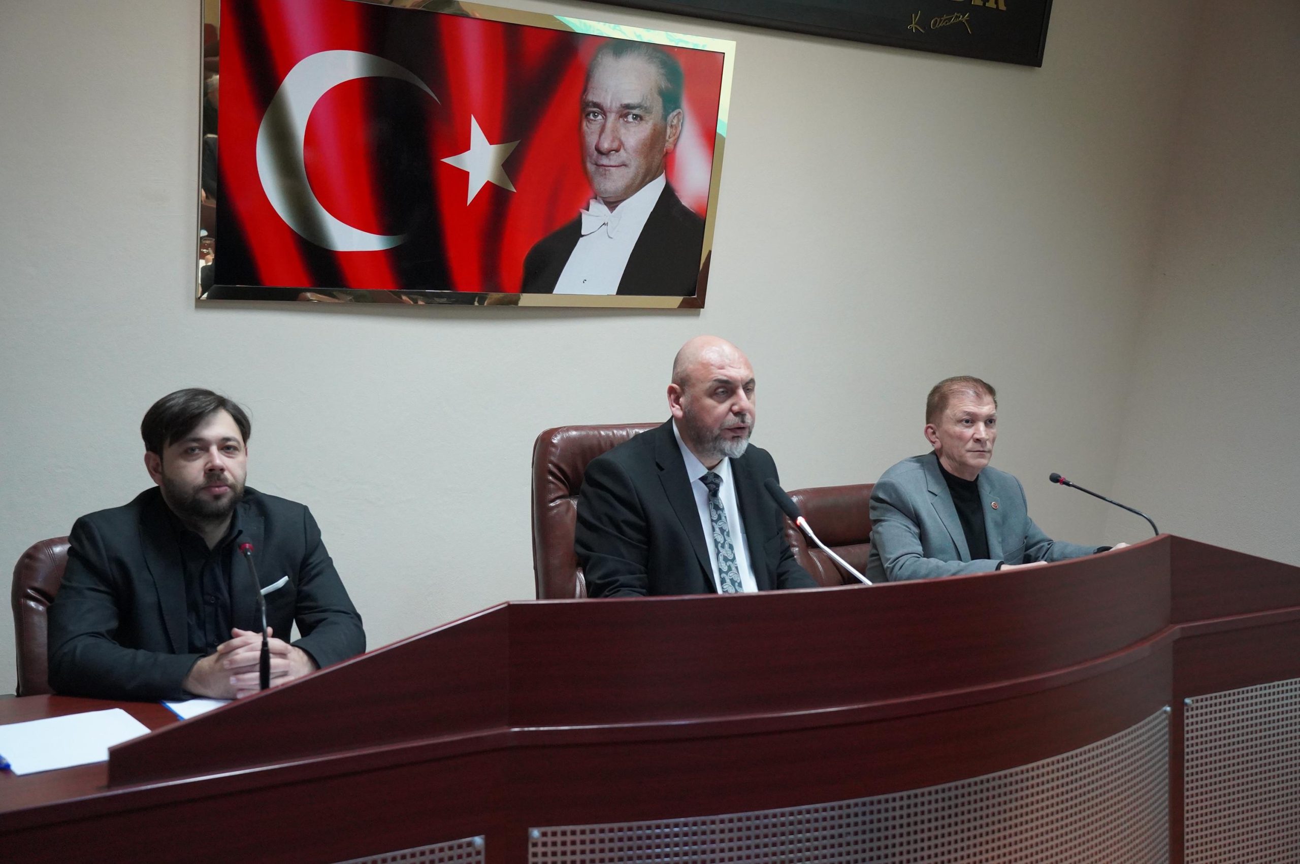 Orhangazi Belediye Meclisi Şubat Ayı Toplantısında 6 Şubat Depremi Anıldı