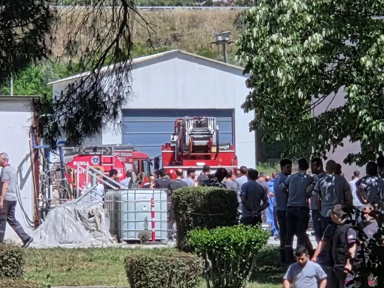 Yat Fabrikasında Yangın Paniği