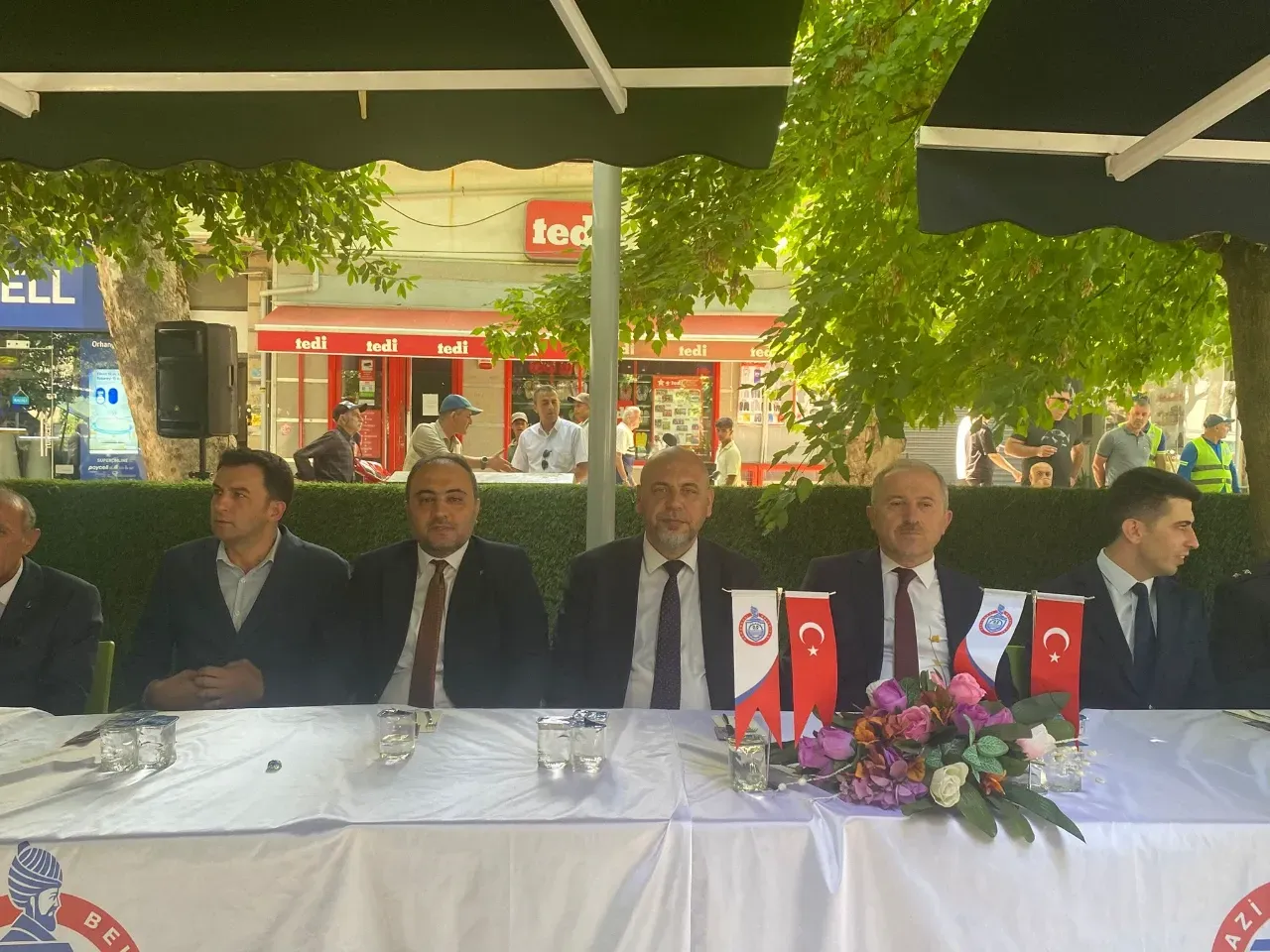 Resmi Bayramlaşma Törenine Yoğun Katılım