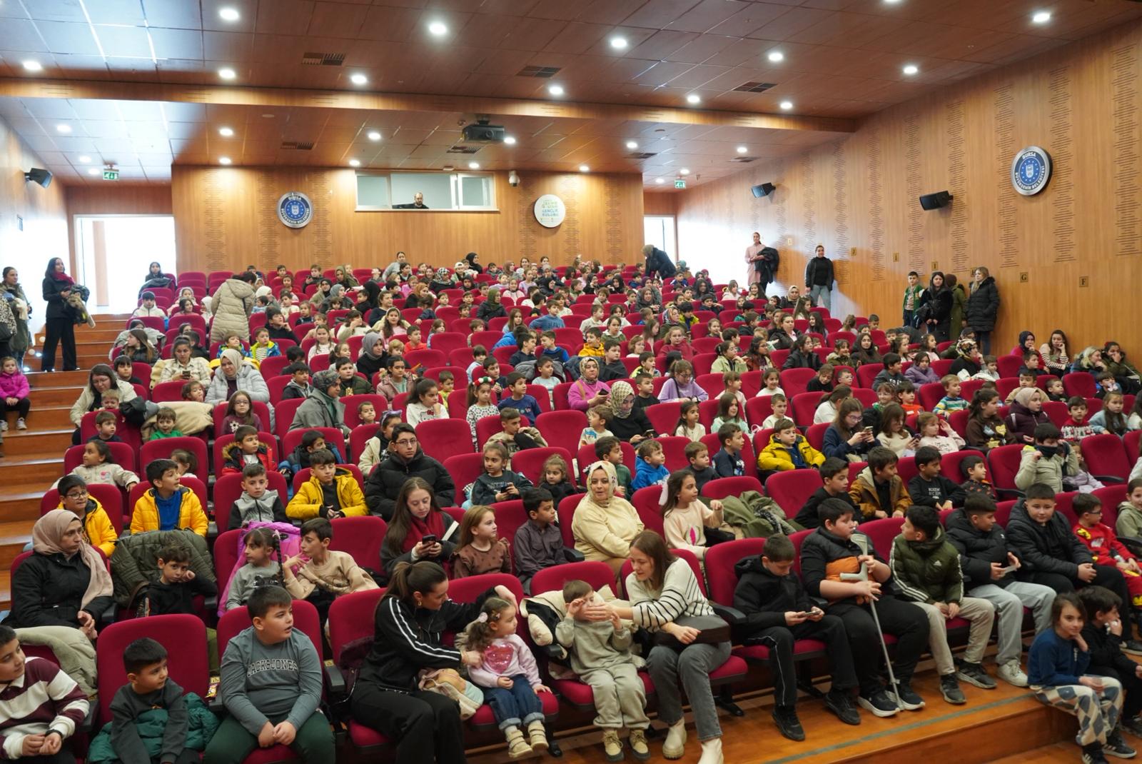 Orhangazi’de Ara Tatil Şenliği Coşkusu Başladı