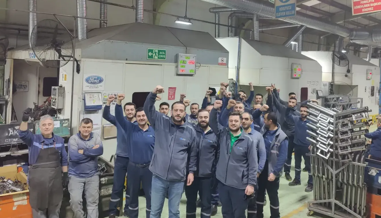 Türk Metal İşçileri Bursa’da 10 Dakikalık İş Durdurma Eylemi Yaptı