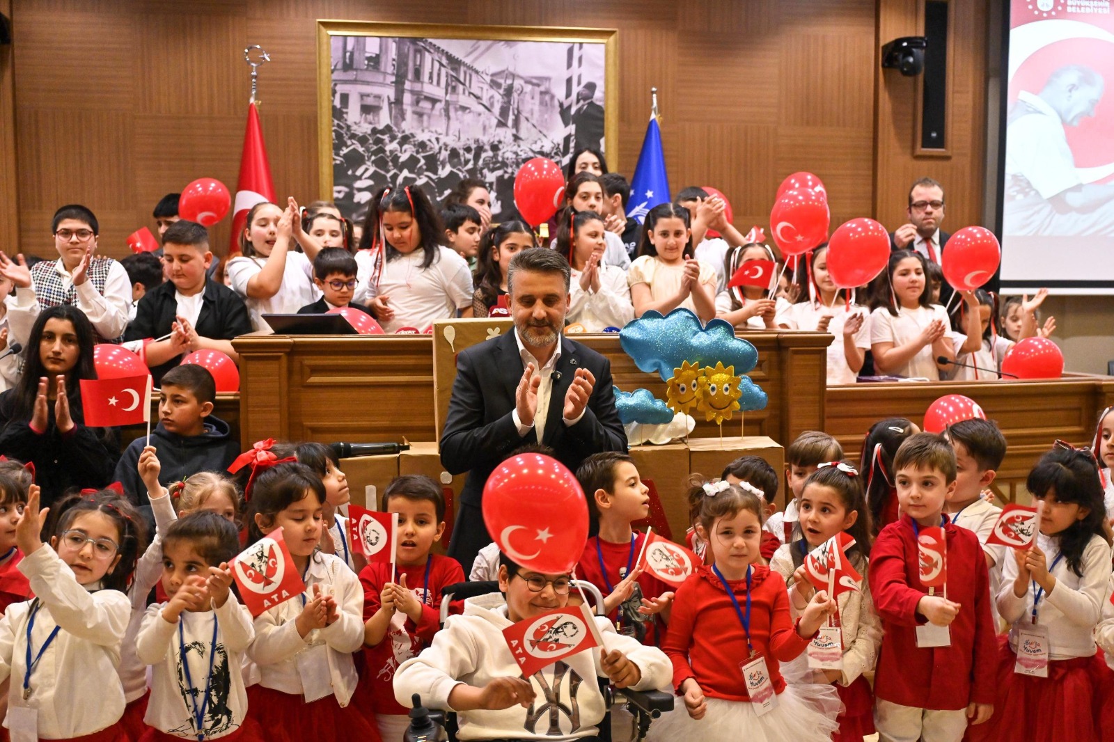 Bursa Büyükşehir Meclisi’nde söz çocukların oldu