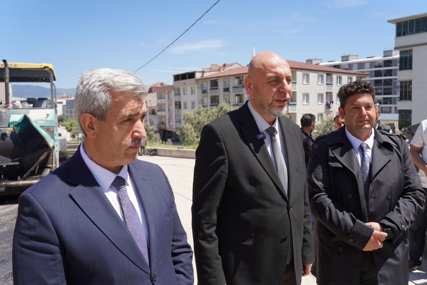 Şikayetlere konu olan Kale yolunda asfalt çalışması başlatıldı